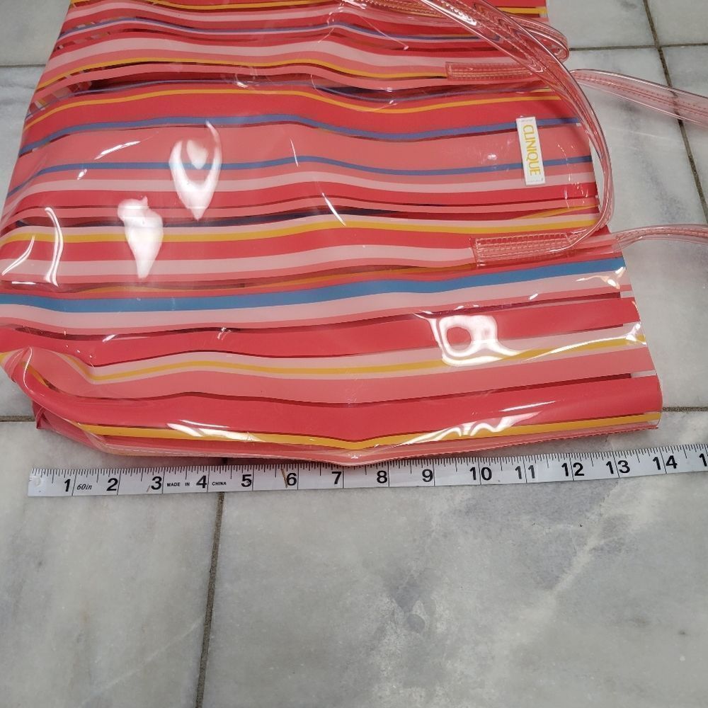 Clinique Beach Tote Bag Peach Pink Red Yellow Blue Multicolored PVC    - Picture 10 of 11